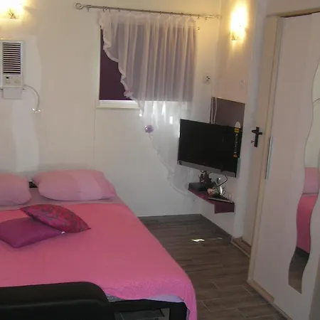 Odak Διαμέρισμα Brodarica (Sibenik-Knin)