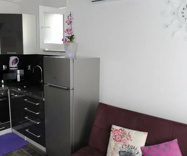 Odak Brodarica (Sibenik-Knin)